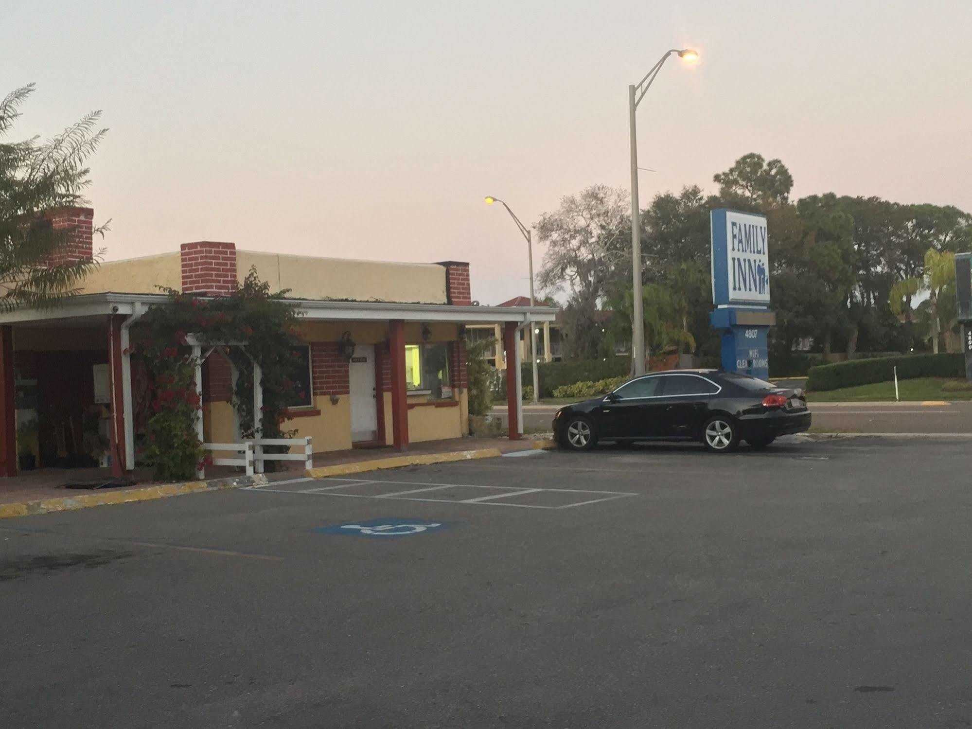 Family Inn Sarasota Kültér fotó